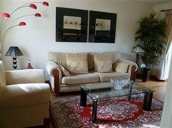 Grove House B And B Solihull Ngoại thất bức ảnh